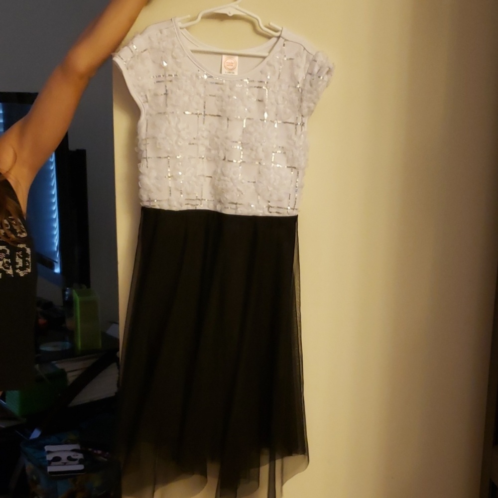 Black and white dress